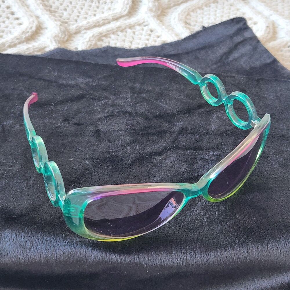 Blue Green Pink Round Sunnies - Picture 2 of 4